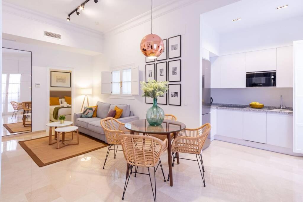 Mumu Luxury Suite Lirio Seville Ngoại thất bức ảnh