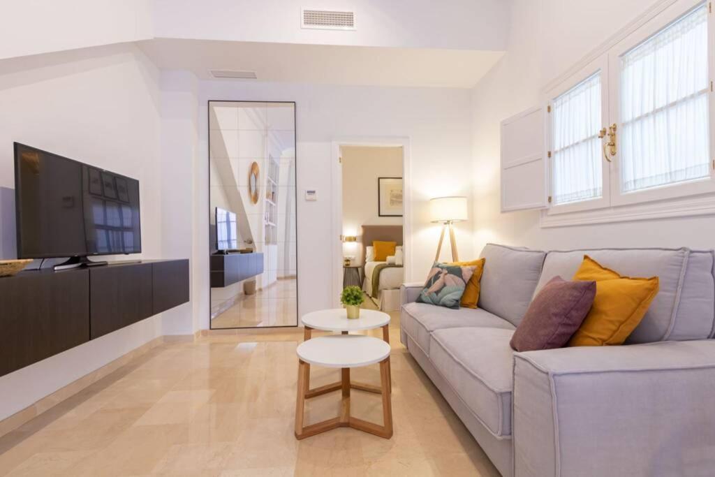 Mumu Luxury Suite Lirio Seville Ngoại thất bức ảnh