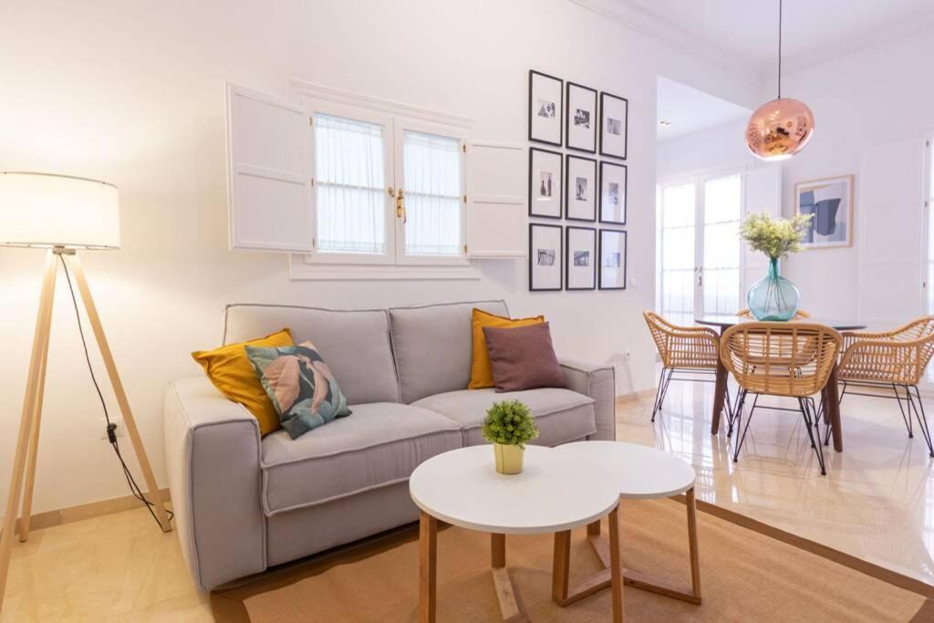 Mumu Luxury Suite Lirio Seville Ngoại thất bức ảnh