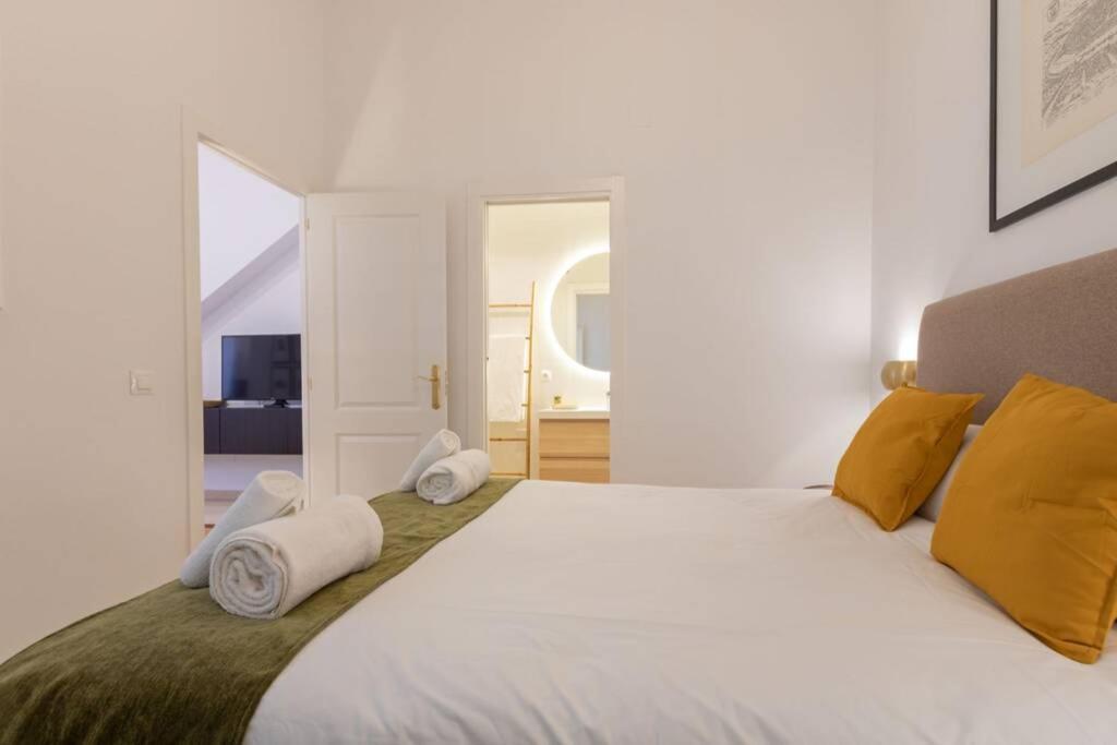 Mumu Luxury Suite Lirio Seville Ngoại thất bức ảnh